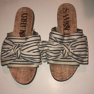 Bow sandals
